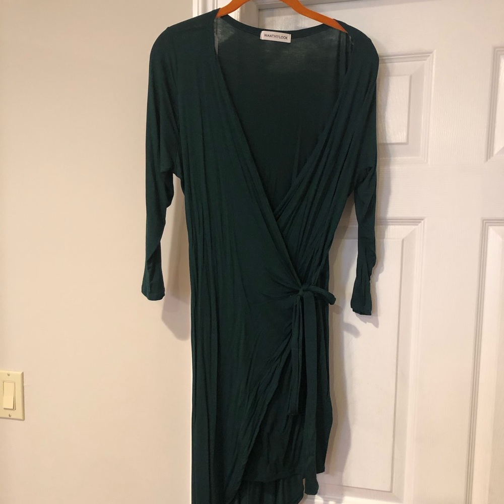 Want My Look emerald green wrap dress